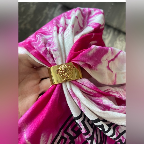 Authentic NEW Versace shirt💖 - Picture 2 of 10